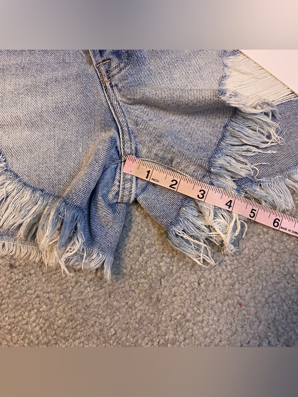 Hidden Jeans Sofie Mom Short Blue Distressed Denim Short NWT Womens Small - Picture 7 of 7